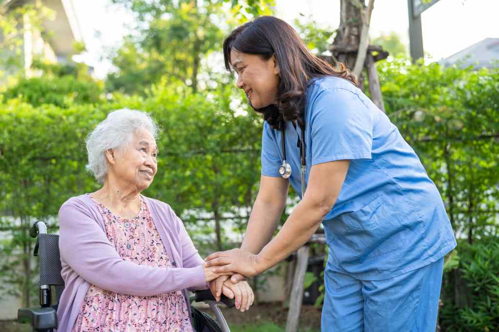 The First 30 Days of Getting Home Care: What Changes Depending on Your State